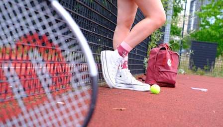 How to Play Tennis