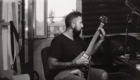 Learn Blues Guitar